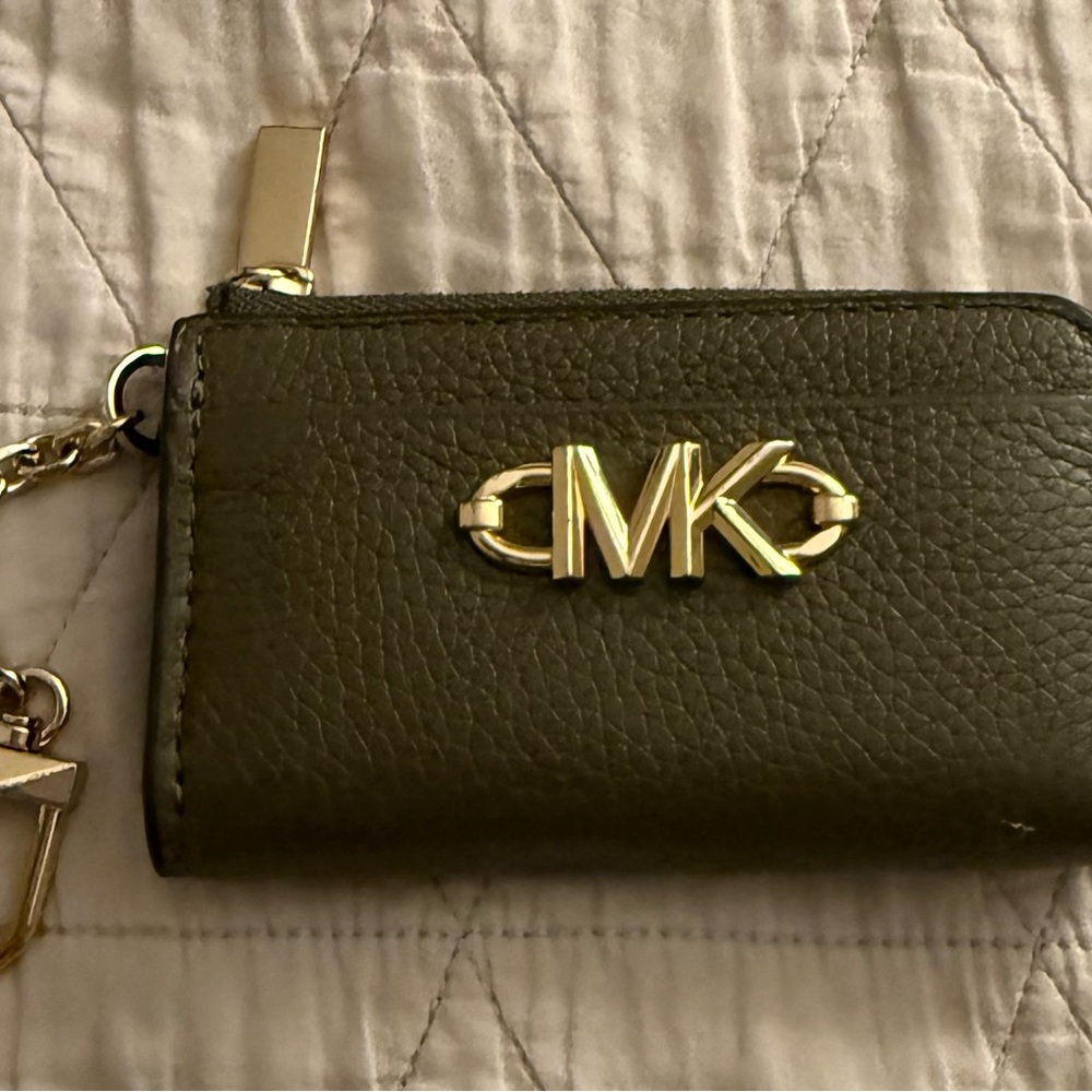 Michael Kors Olive Green Leather Keychain Wallet